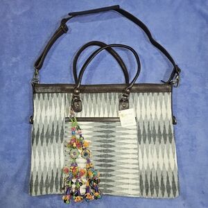 NOONDAY COLLECTION LARGE CARRY/SHOULDER BAG NWT